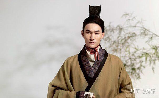 就禁不住流下了泪水……董祀越来越不待见他的妻子一一"终日哭丧着脸