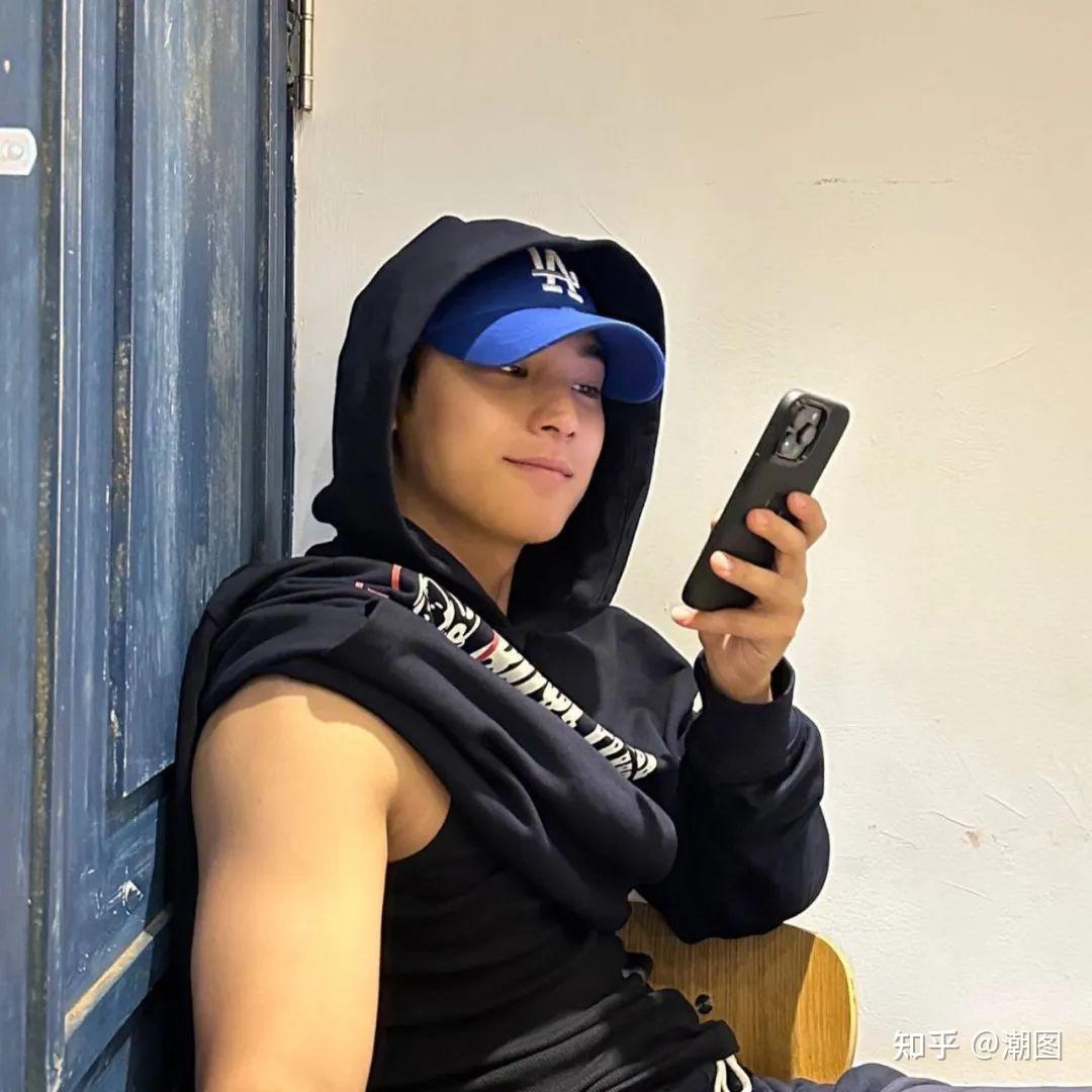 求大佬分享好看微信头像 ?