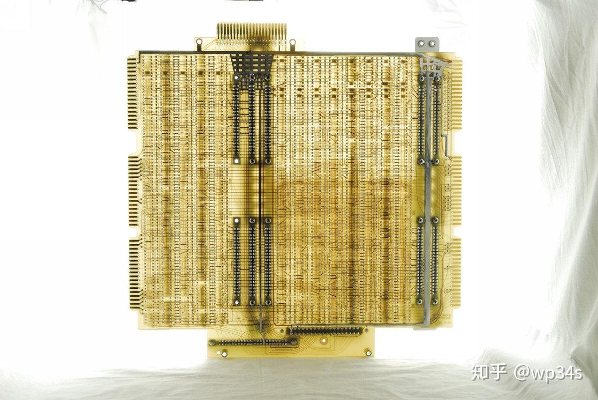 电与磁的极致艺术~1968年的HP9100A晶体管计算器(机)-2