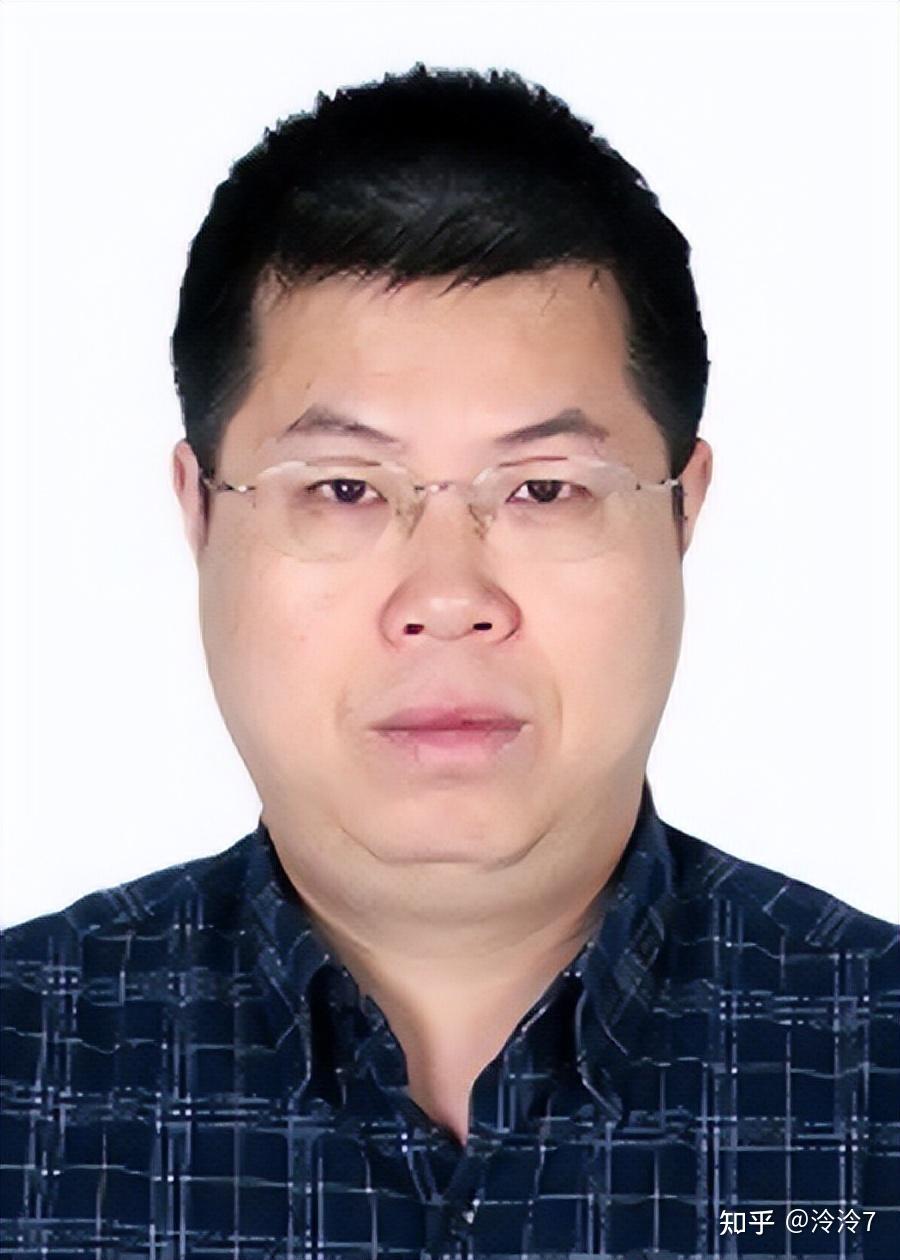 廖湘科,1963年9月14日出生于湖南省涟源市,计算机系统软件专家,少将