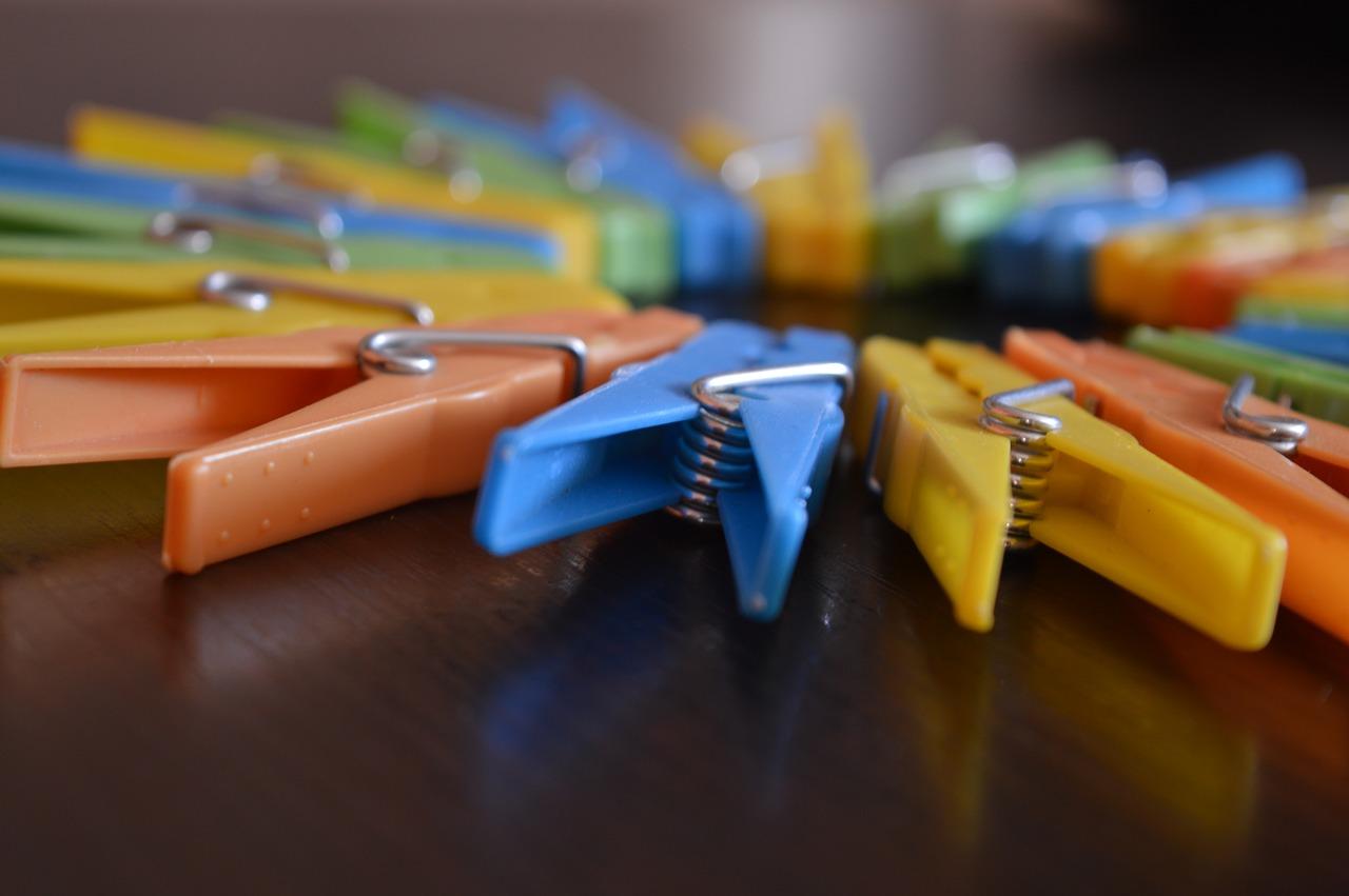 3. 顶夹材质选择