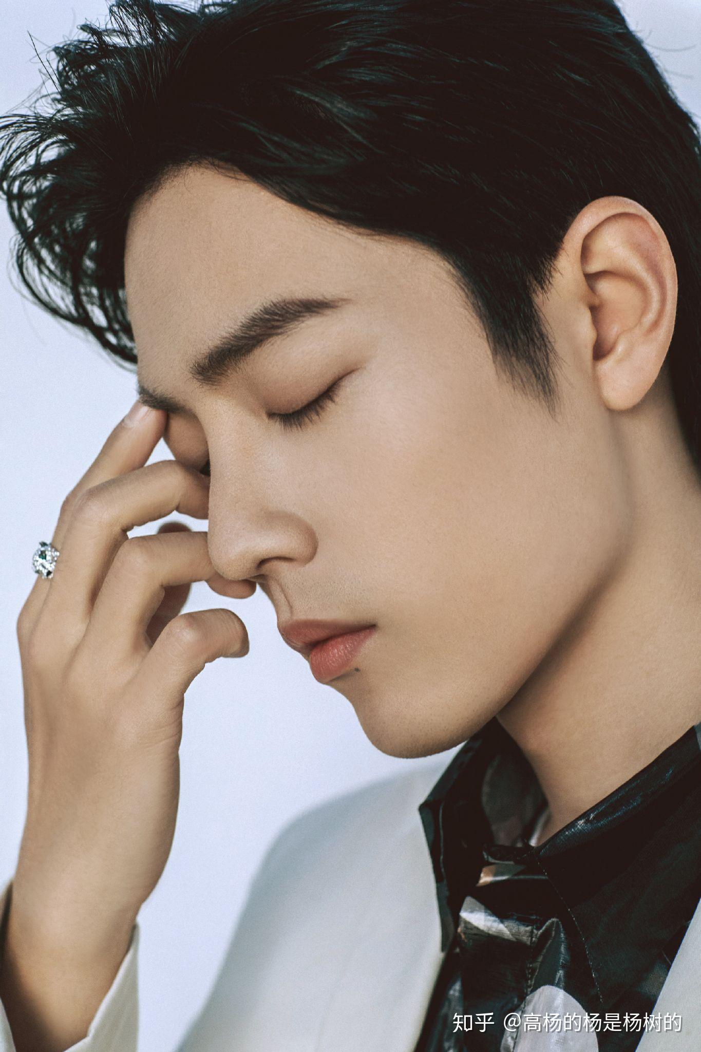 你收集了肖战哪些好看的照片