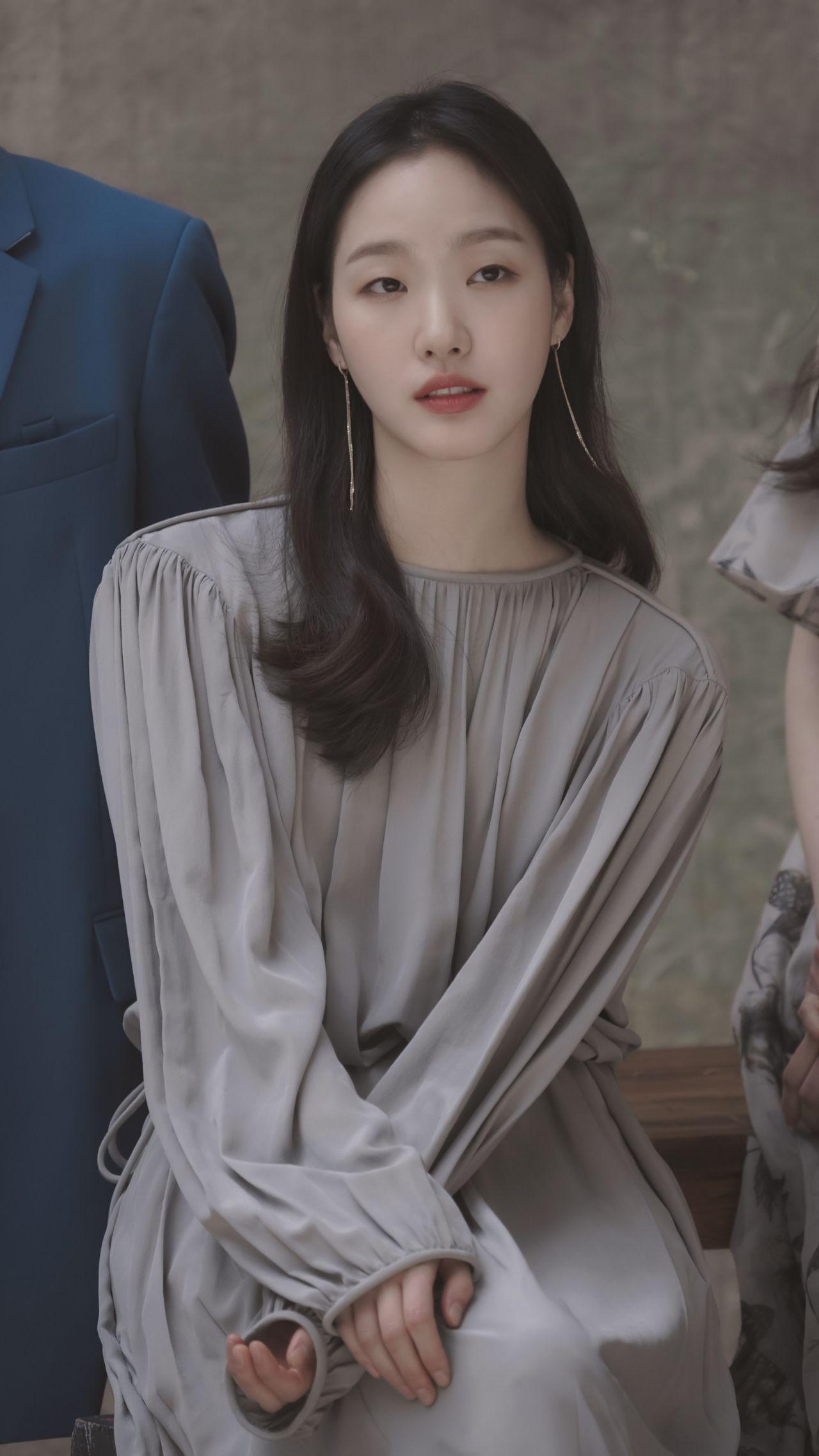 可以分享一些金高银的头像吗? - 知乎