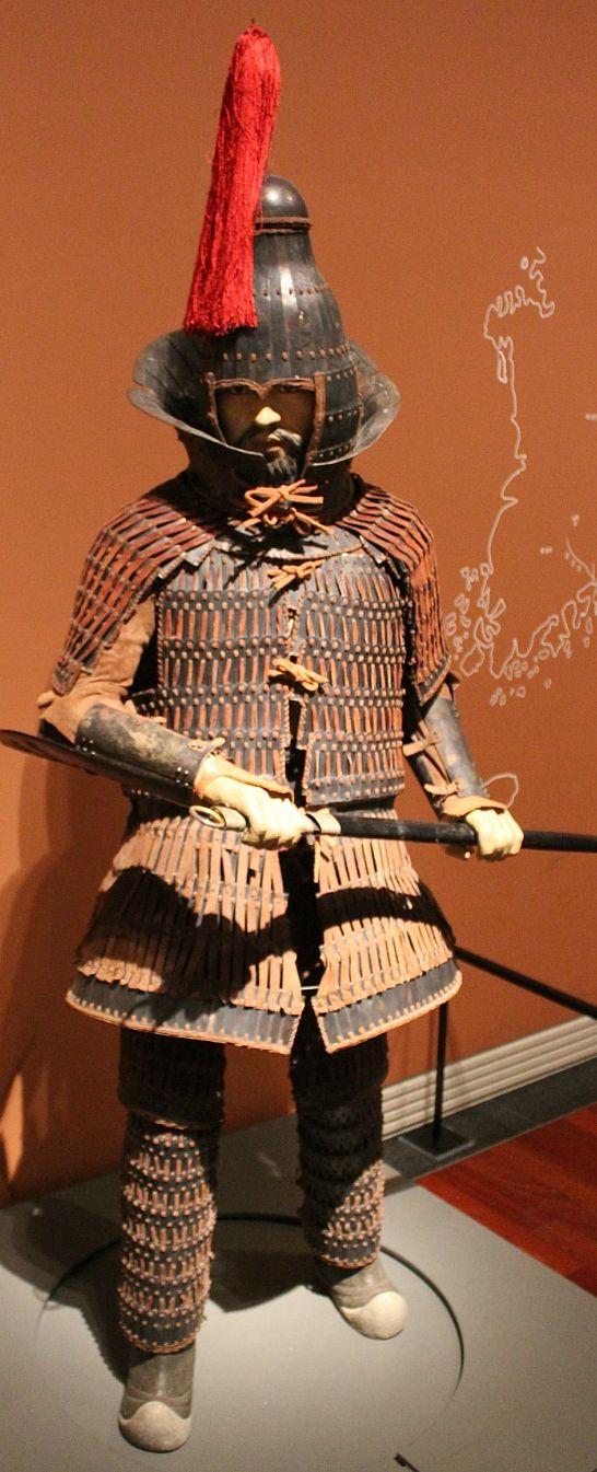 为什么中国历史上没有出现类似欧洲的全身板甲?