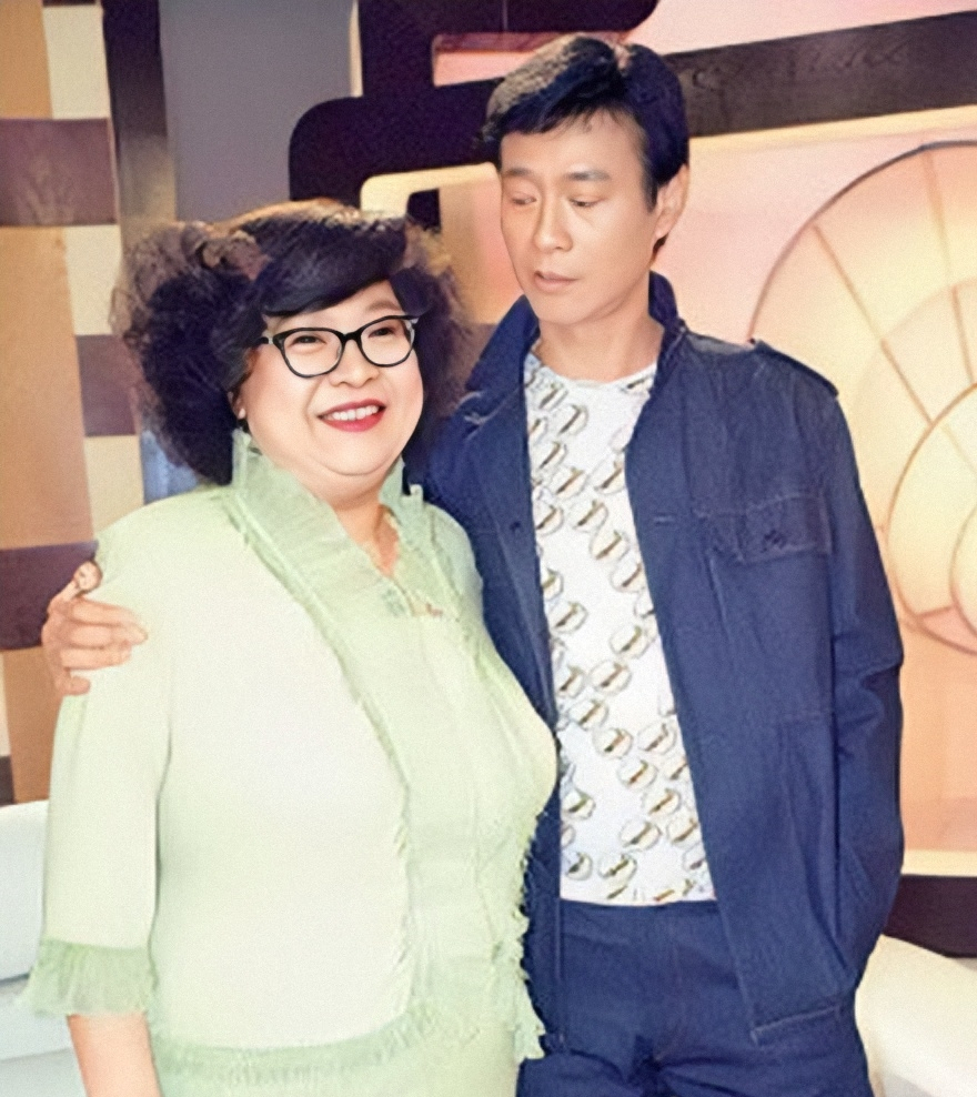 郑少秋大女儿在美身亡父女30年未见走在路上都不认识