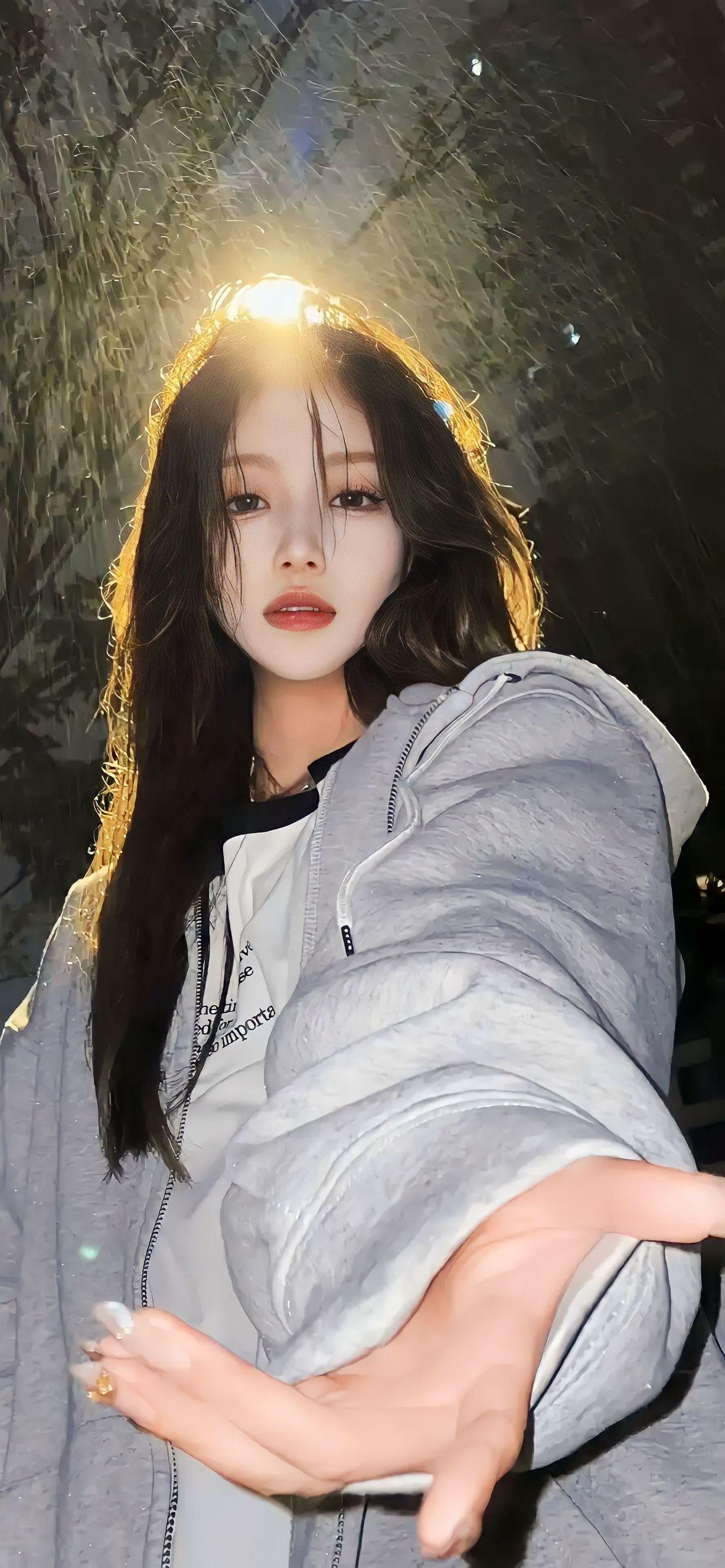 美女图片壁纸可以发作品吗?