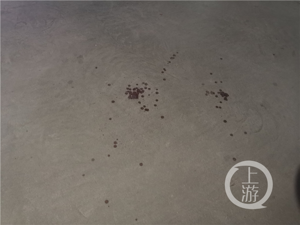 重庆一特斯拉低速行驶过程中突然加速 且刹车失灵直接撞墙致车内人员受伤 事故原因可能是什么 知乎