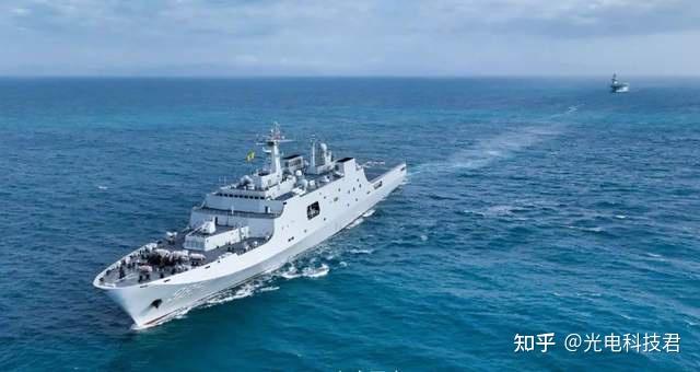 美菲在南海联合空中巡航南部战区严密监控一切情况尽掌握