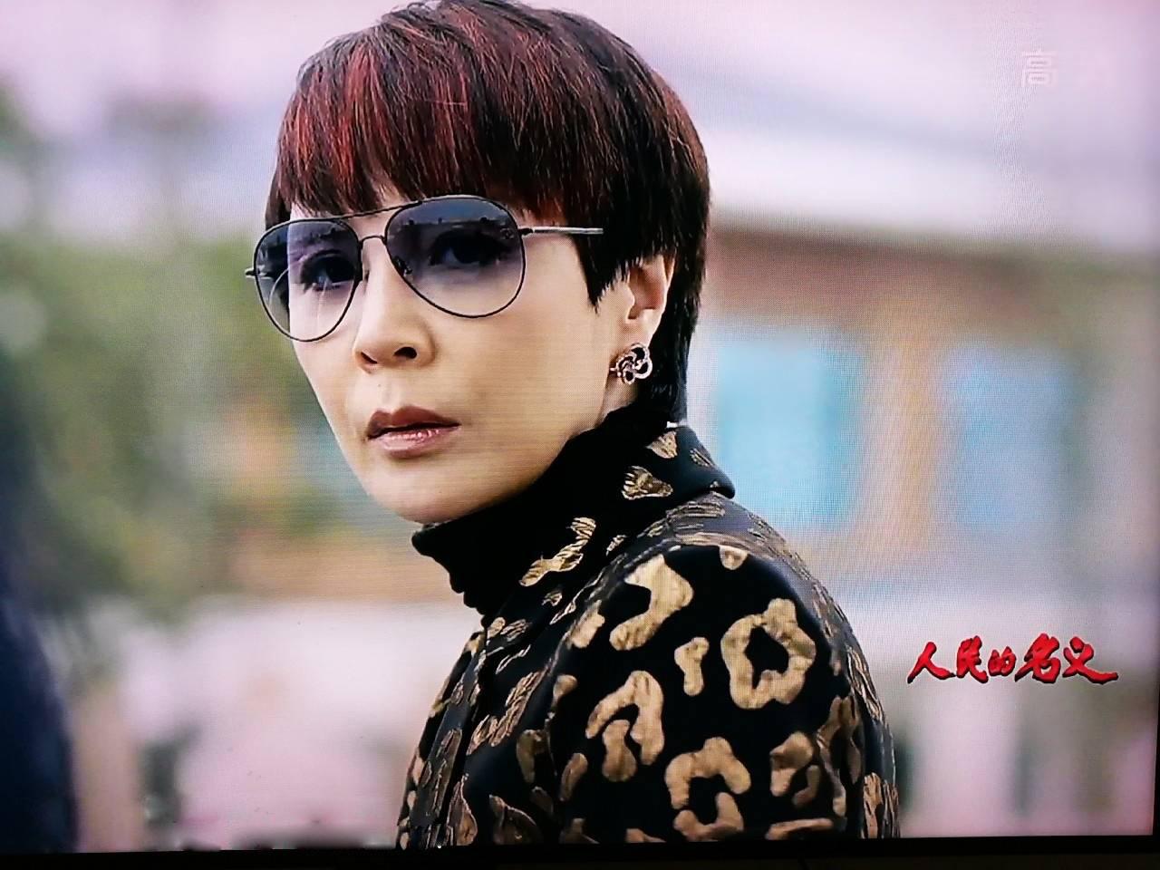 奈何,您的妻子欧阳菁却不体谅您,老是抱怨您只顾工