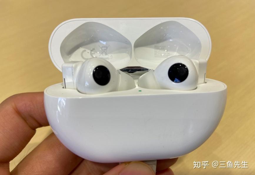 华为freebudspro冰霜银