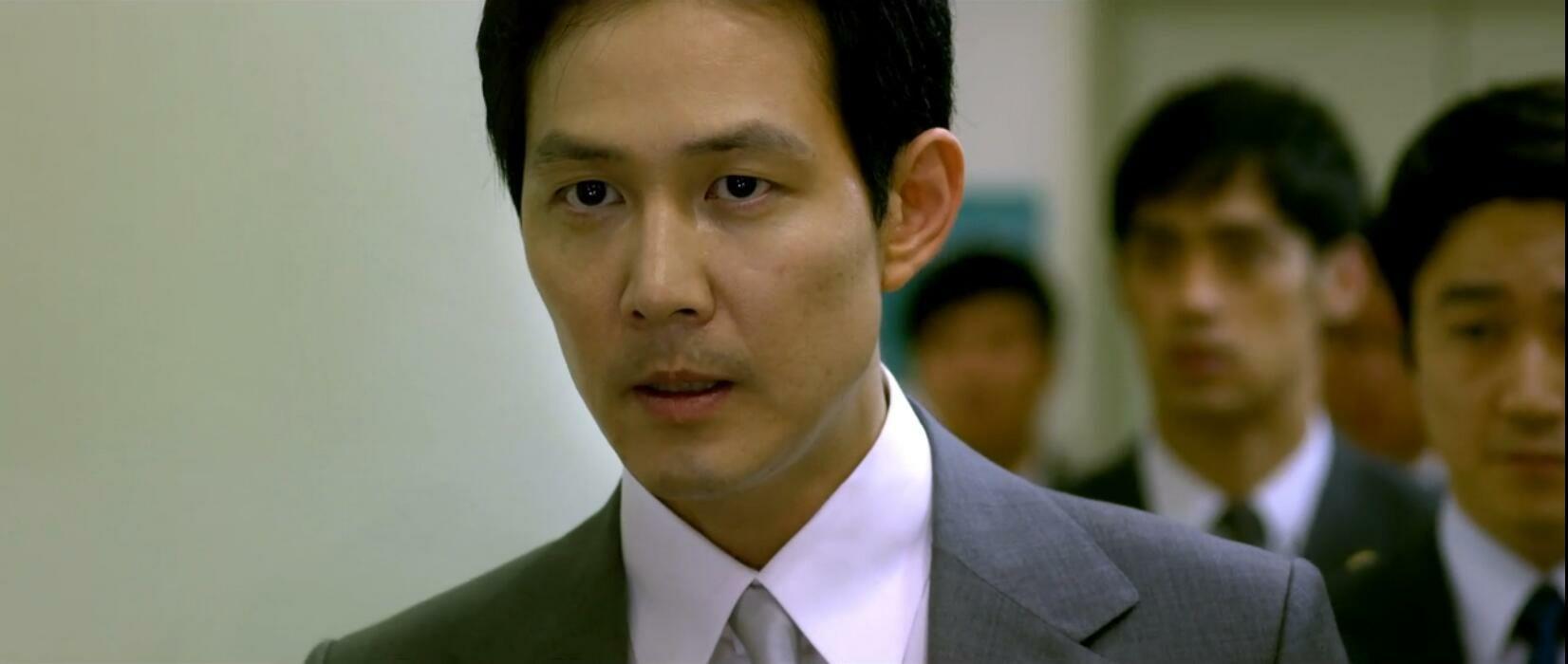 韩国电影新世界中会长是谁杀的