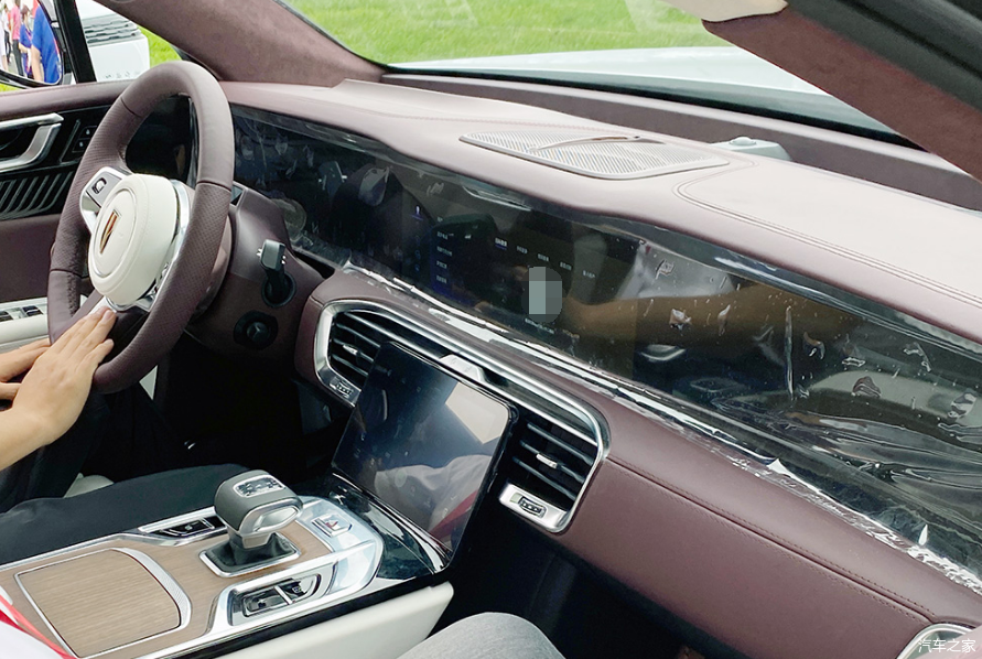 红旗再放大招大型suv实车亮相l3级自动驾驶配置奢华