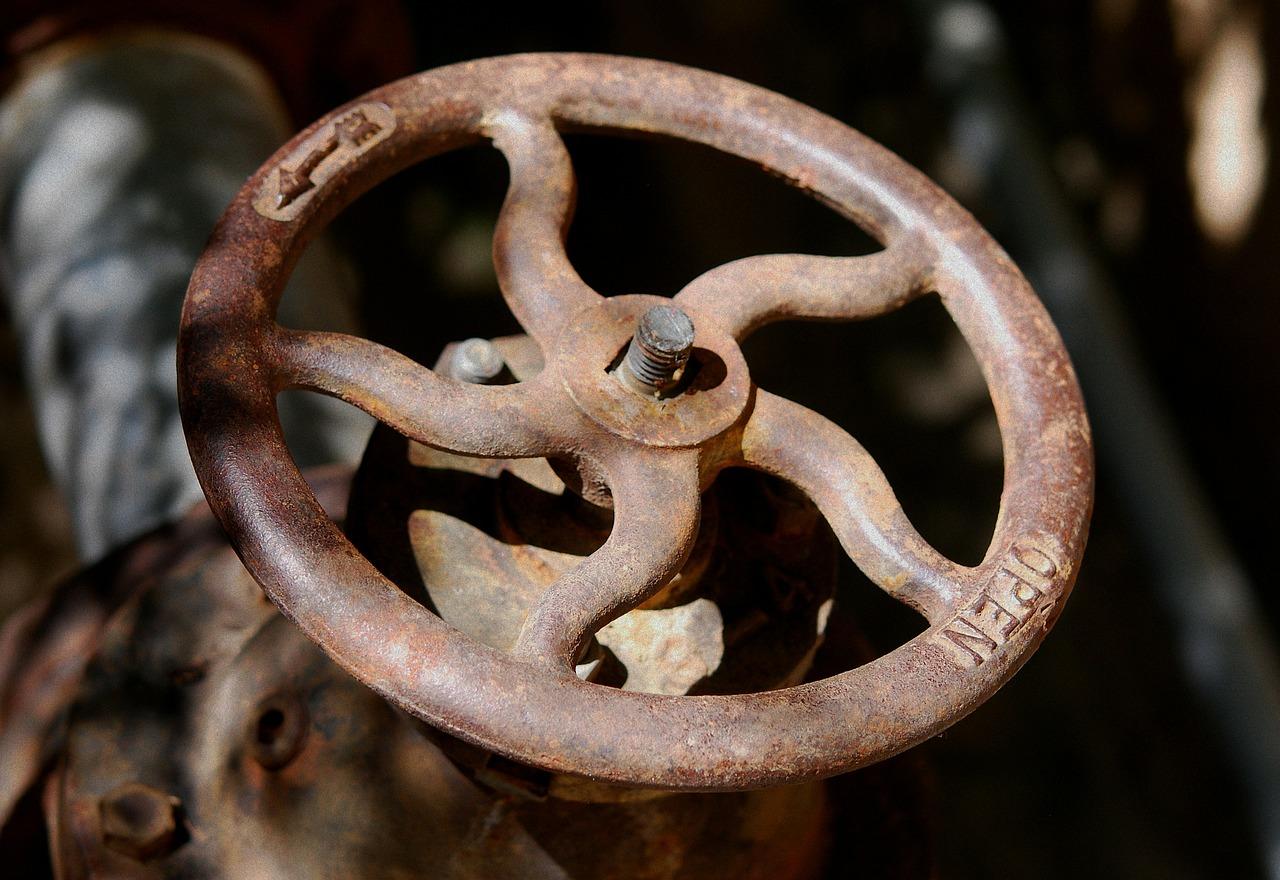 3. 闸门槽材料选择