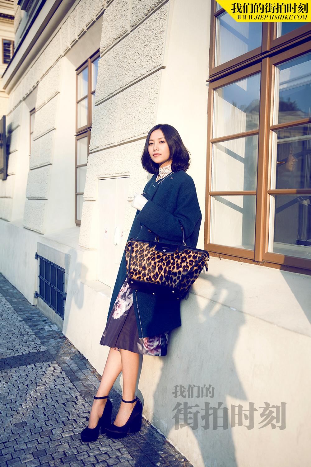 布拉格暖阳下的回眸徐静蕾街拍合辑