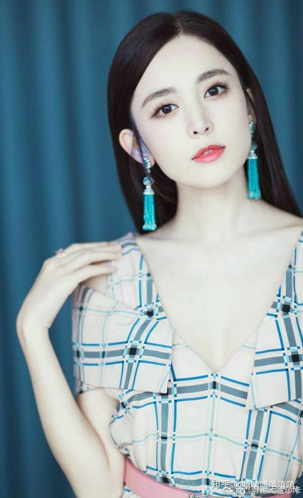 在新疆人看来迪丽热巴和古力娜扎谁更美为什么