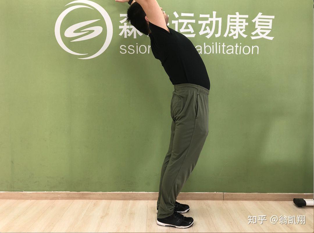 脊柱侧弯小肌群多裂肌的影响