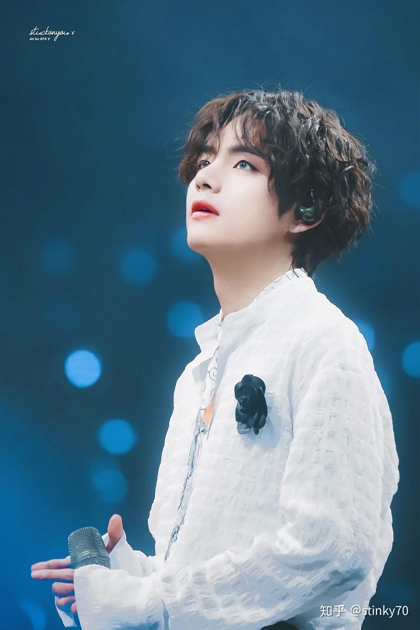 超级喜欢黑发金泰亨大家可以分享一些没有水印的图片吗收藏