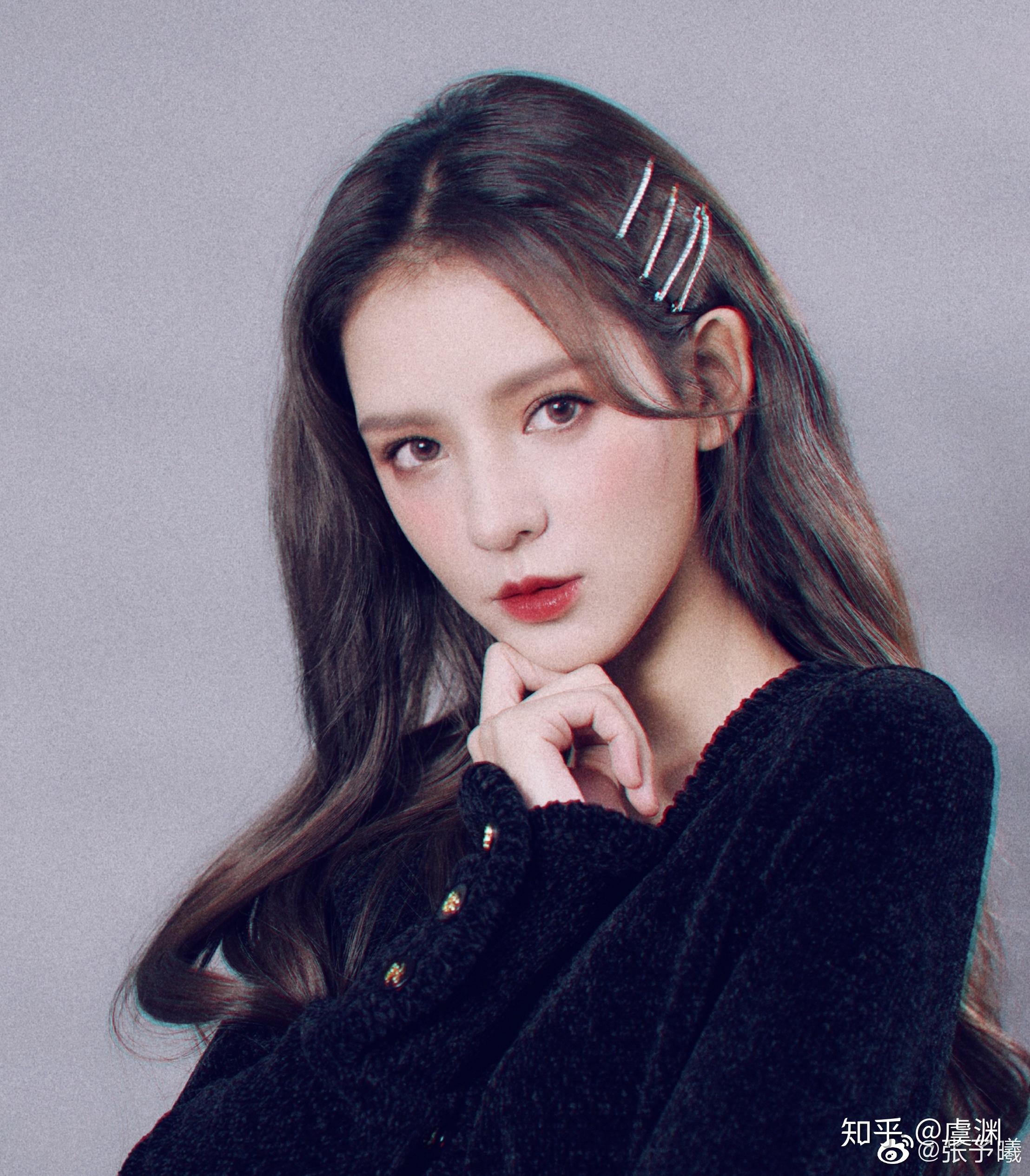 《诗经·卫风》手如柔荑,肤如凝脂,领如蝤蛴,齿如瓠犀,螓首蛾眉