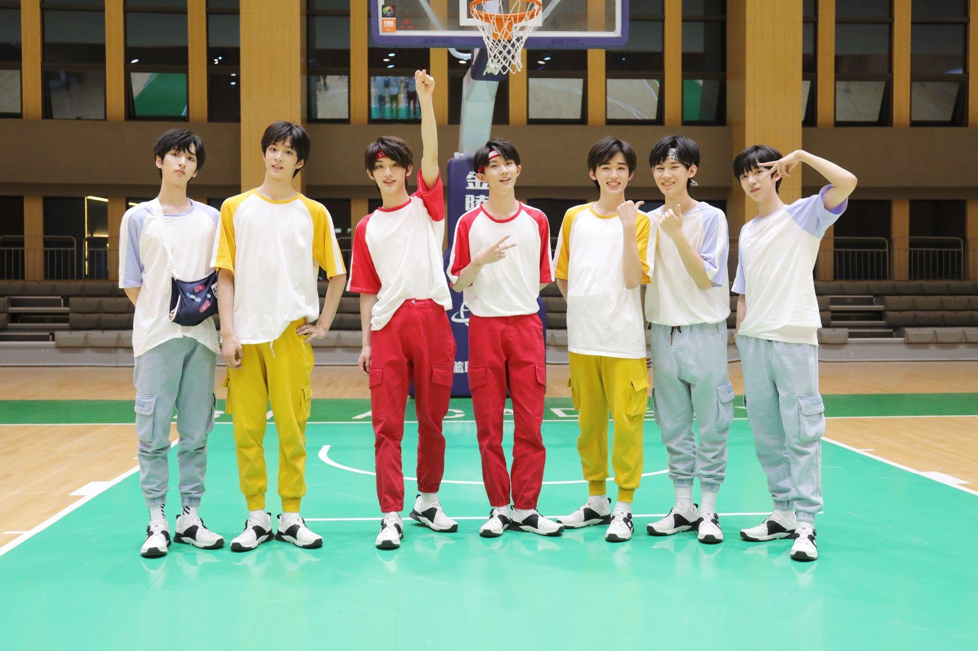 时代少年团最新物料 v2-250b180e1067f22e23638e4f19809478_r.jpg