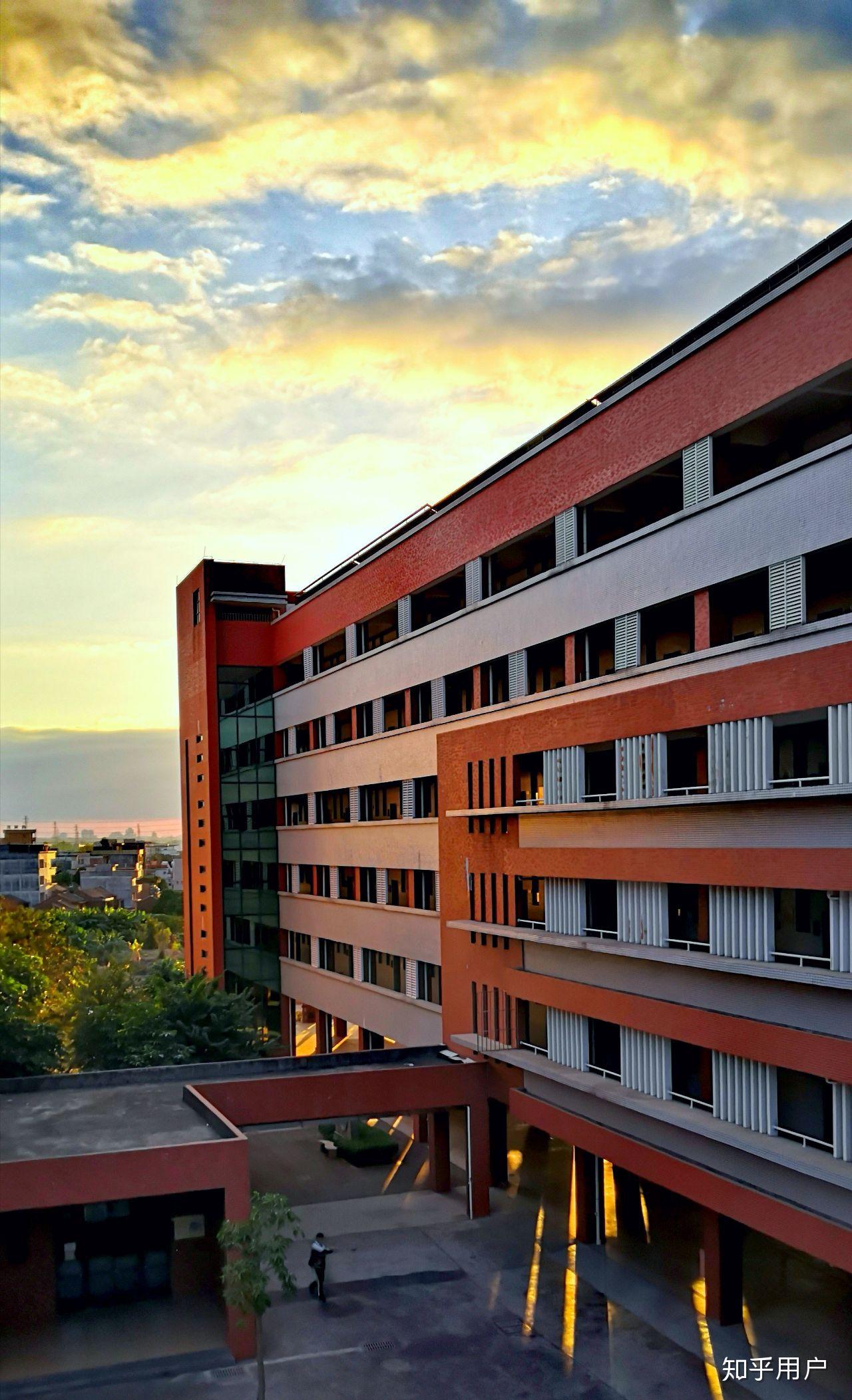 在东莞市石龙中学就读是怎样的体验? - 知乎