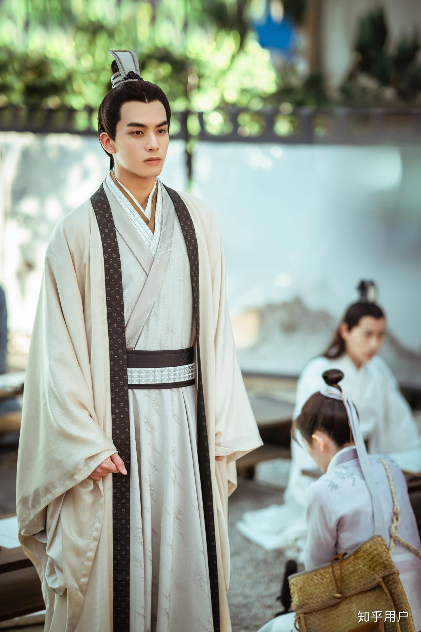 怎么评价鞠婧祎宋威龙主演的电视剧漂亮书生