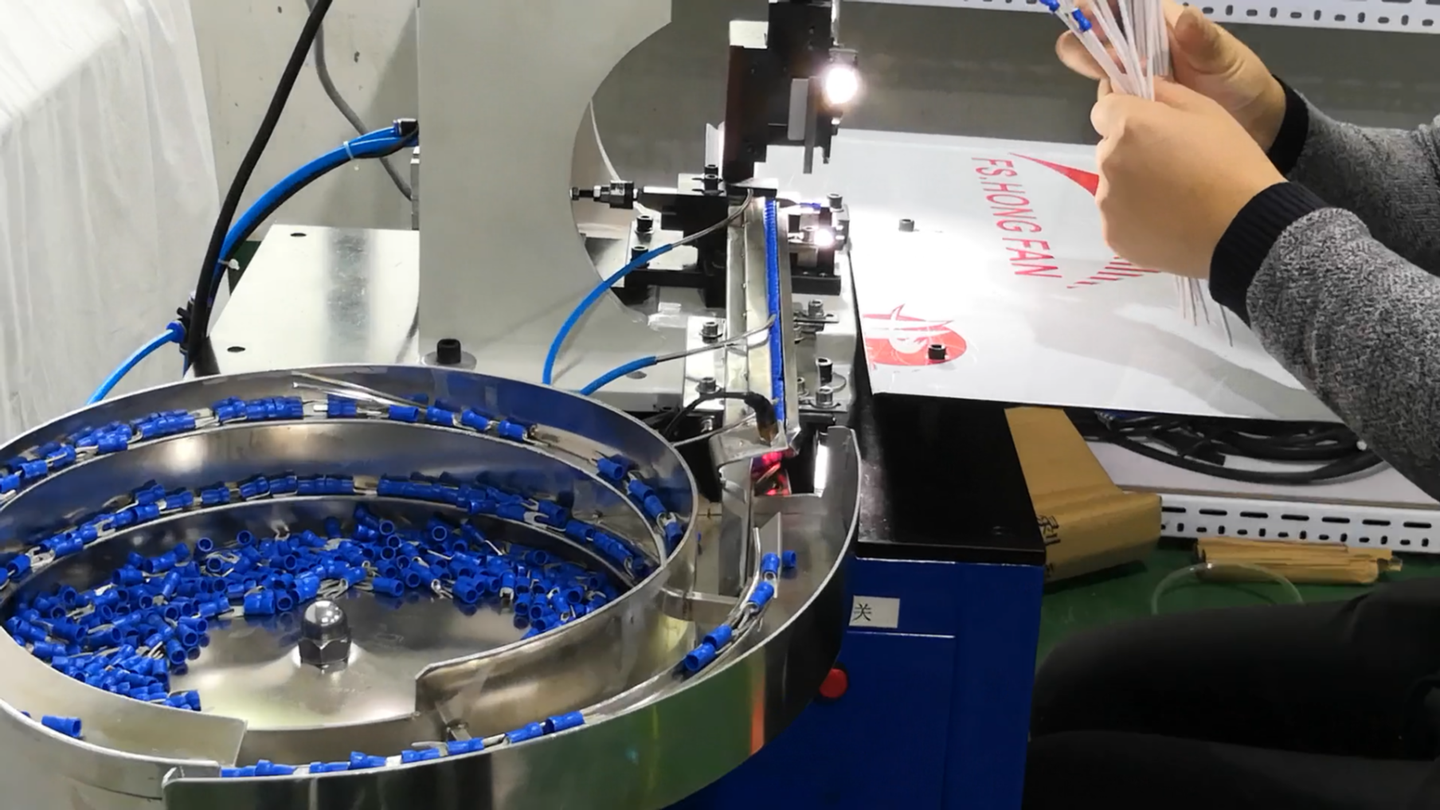 自动打端子机自动高效率送料机改变工业效率的革命机器