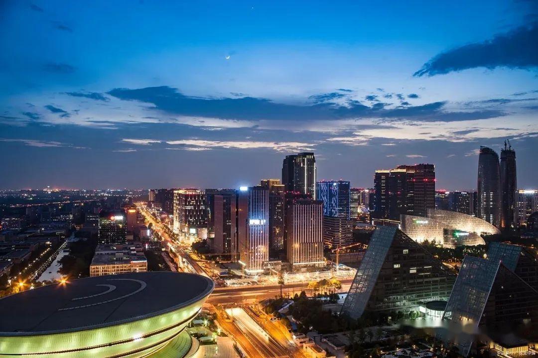 成都有什么著名旅游景点?成都探秘:古都风华与现代魅力共融 - 知乎