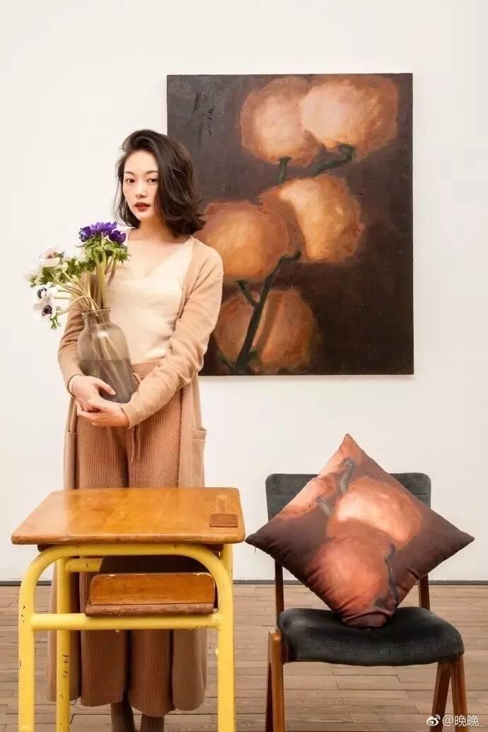 人物丨从豆瓣女神变身美术馆馆长晚晚