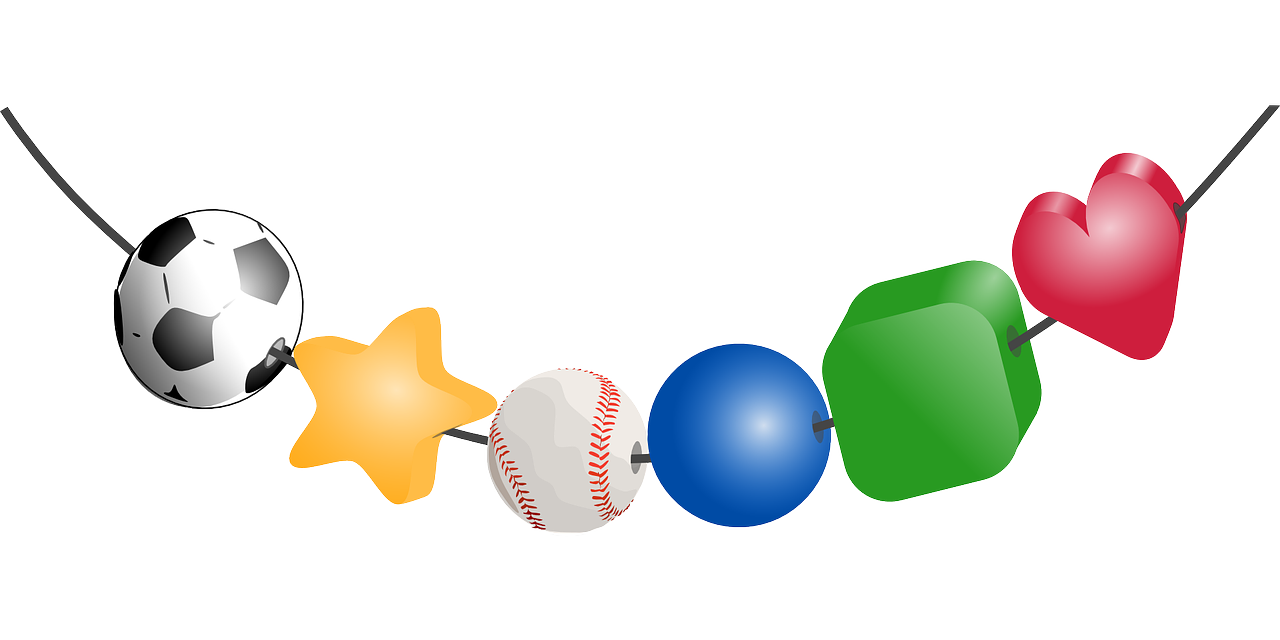 2. 时尚爱心挂件