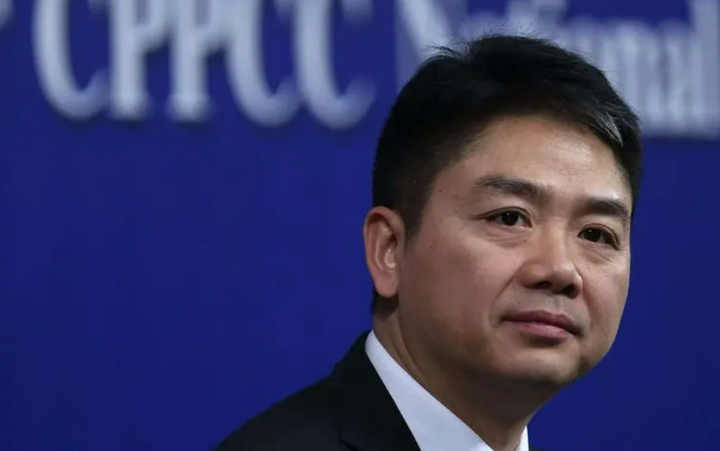 继马云之后刘强东也坐不住了内部发言京东必须改变否则没有出路