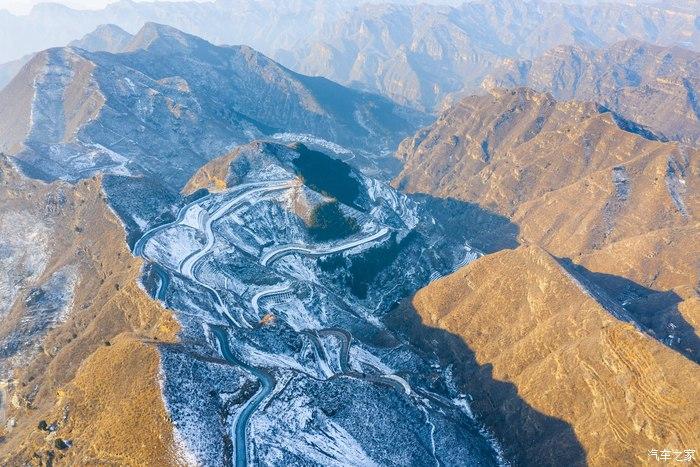 踏雪而歌打卡北京最具视觉冲击力的魔鬼公路红井路