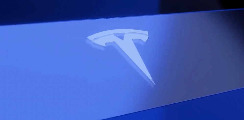 特斯拉手机Model π曝光，4K超清屏幕+星链技术，特斯拉造手机了？ - 知乎