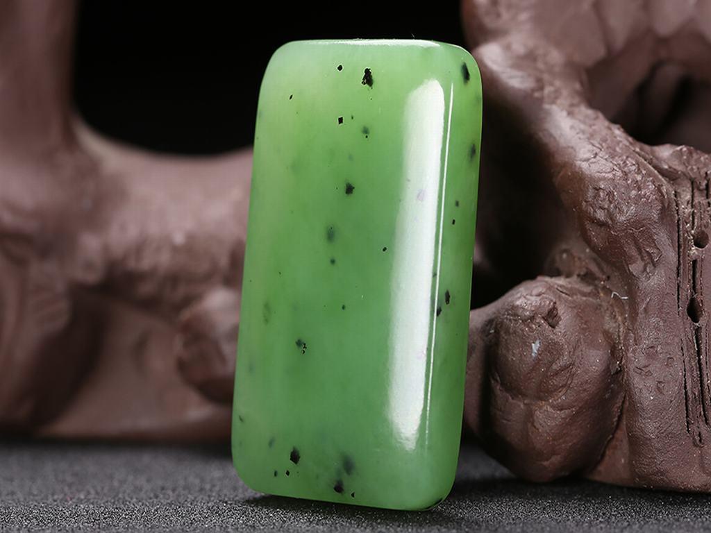 乌兰海碧玉是什么?原来也很美