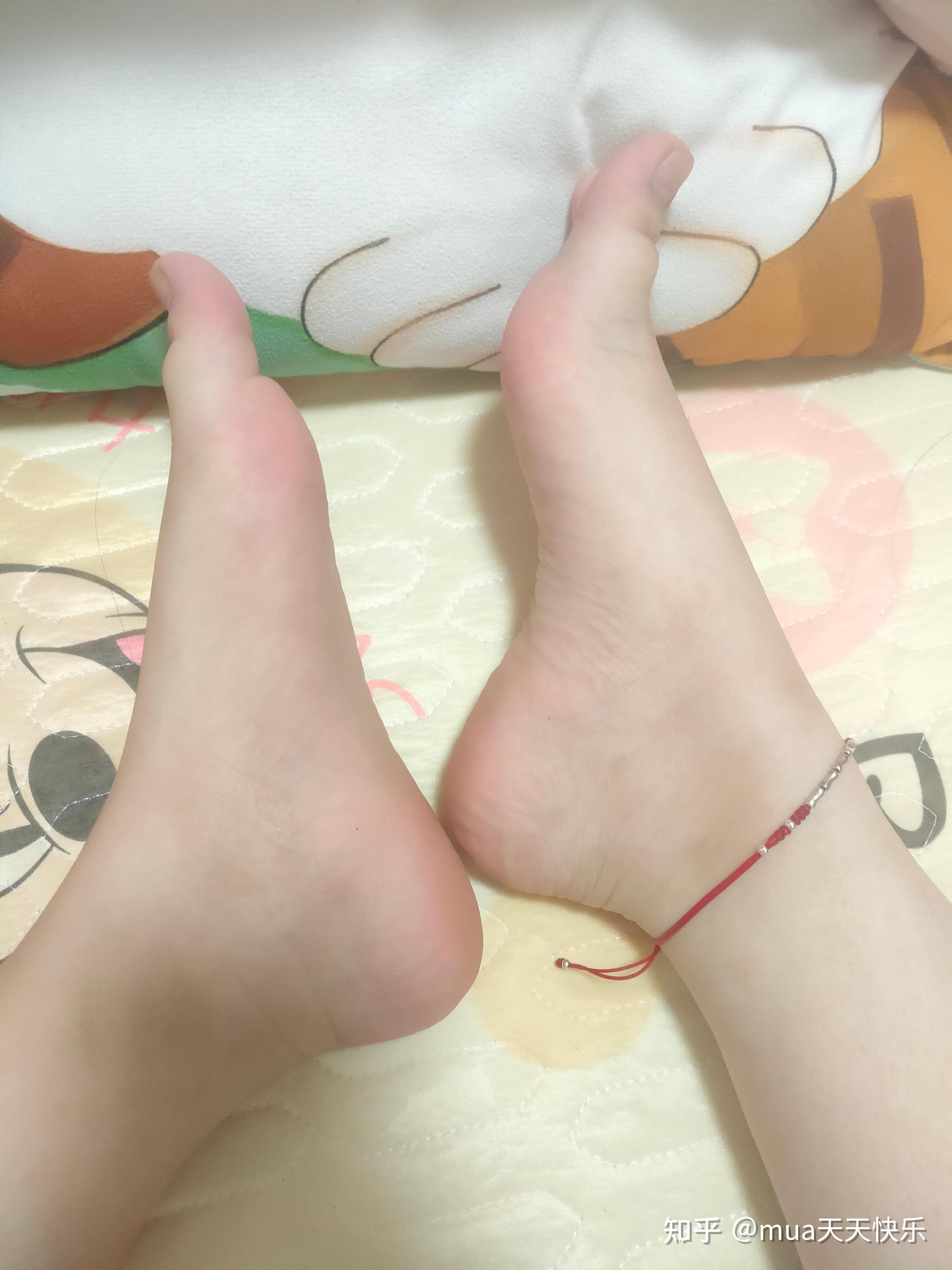 女生拥有好看的脚是一种什么体验?