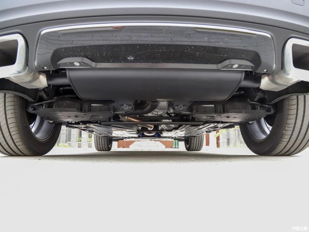 最大功率252马力北欧简约式设计沃尔沃xc40该如何选