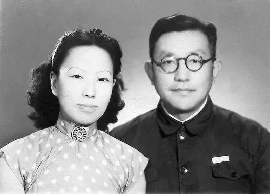 纪念建党一百周年•中共一大“人物”沉浮录•刘仁静（6） - 知乎