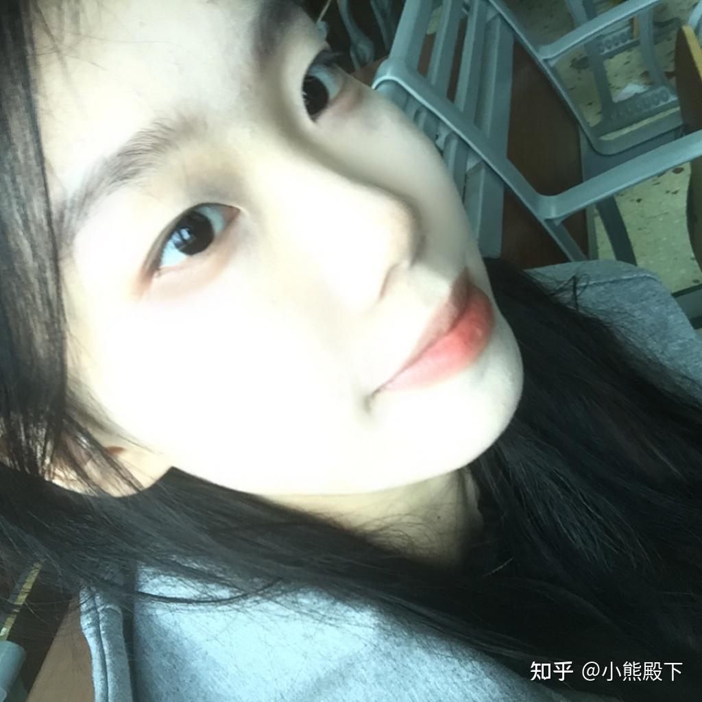 丹凤眼的人卖萌是什么样子的?