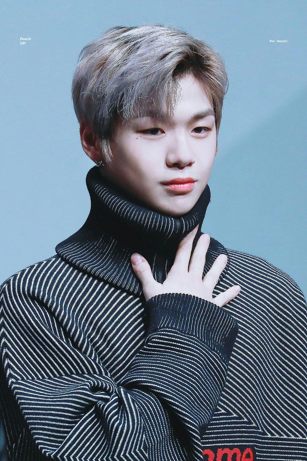 如何评价wannaone姜丹尼尔的长相