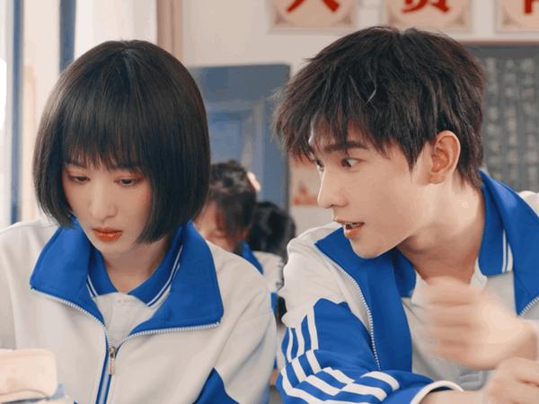 玖月晞观众支持许沁和孟宴臣在一起是拜金媚权和宋焰才是真爱