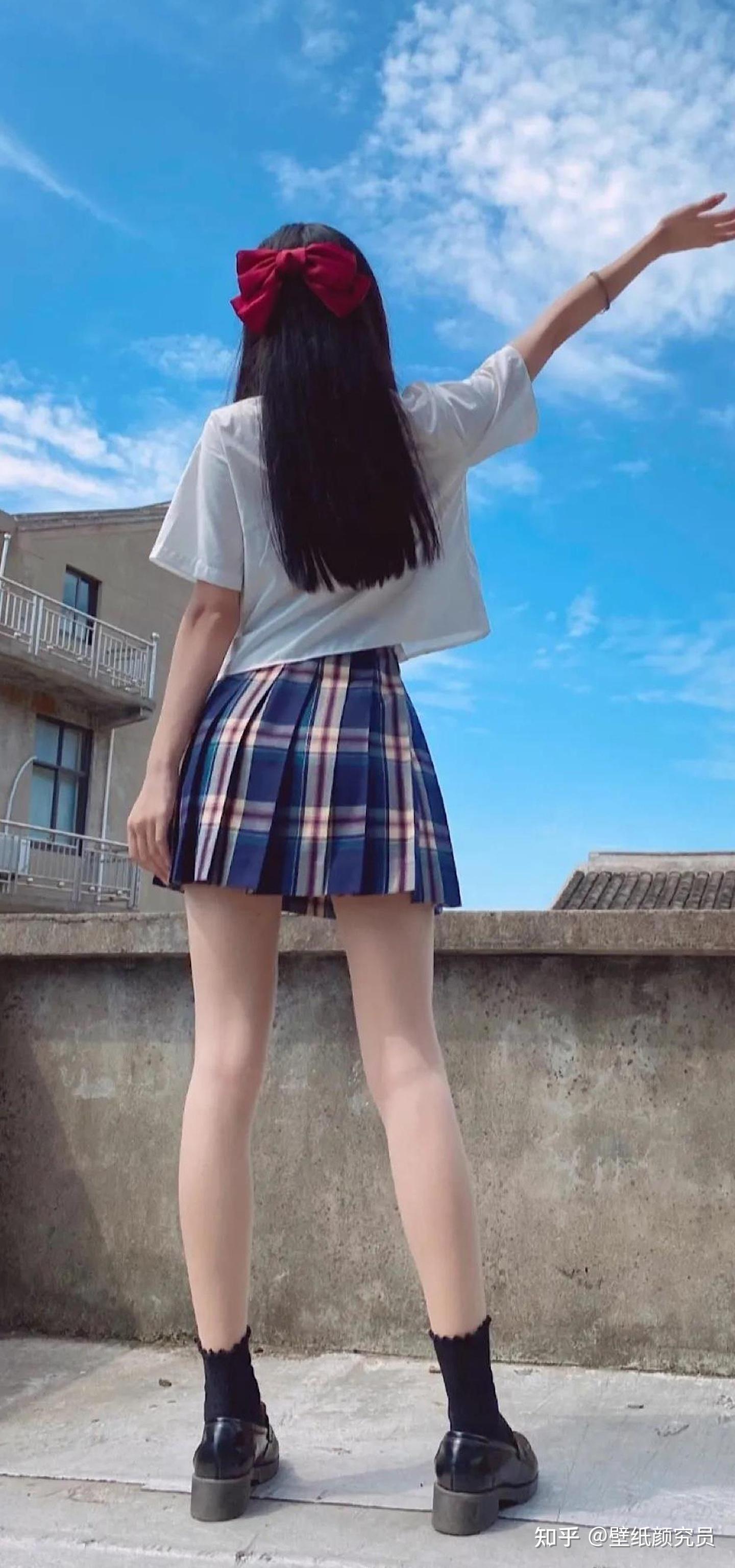 有哪些真人美女壁纸又纯又欲的? - 知乎