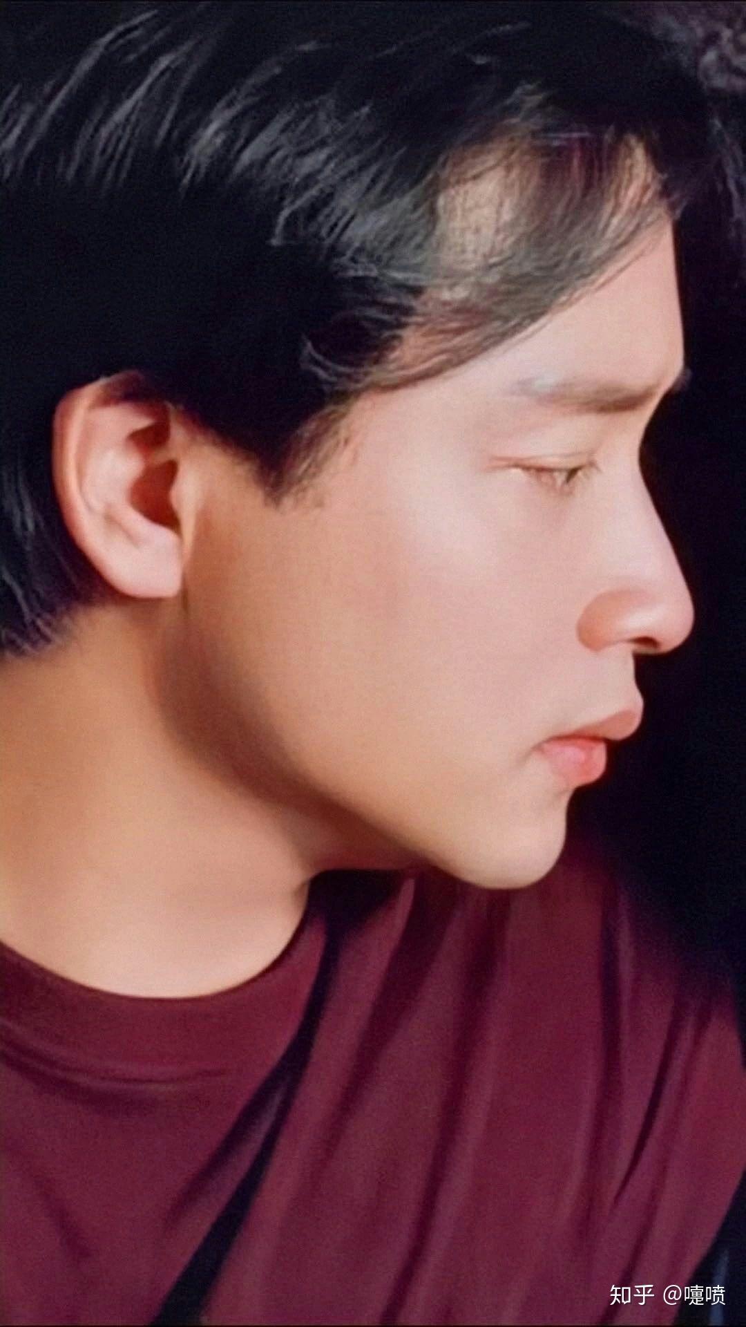 各位荣迷有没有哥哥张国荣的一张照片