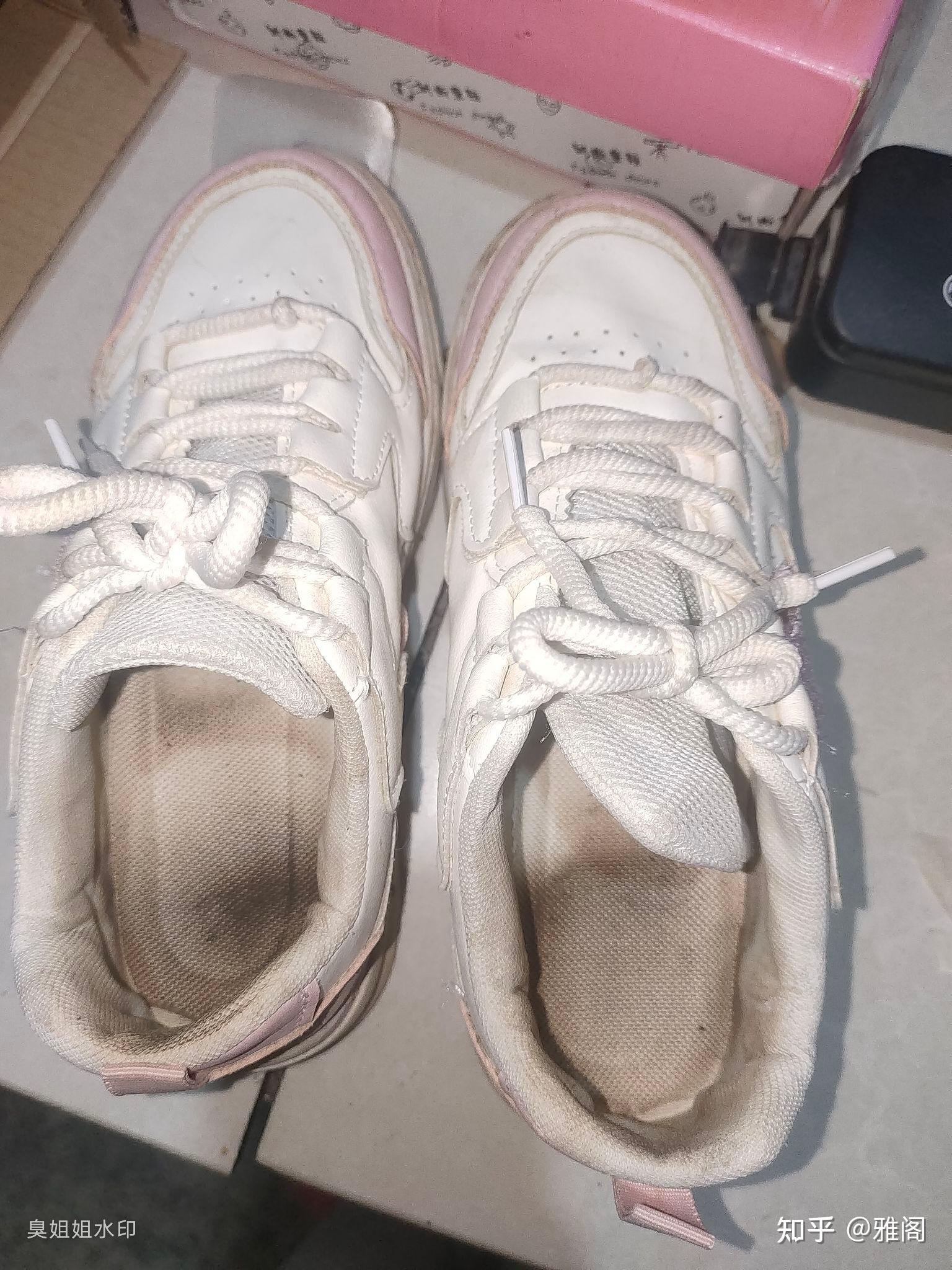 女孩子穿过的鞋垫有多脏?
