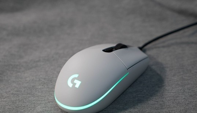 想买一个游戏鼠标100左右的达尔优的em908好用吗