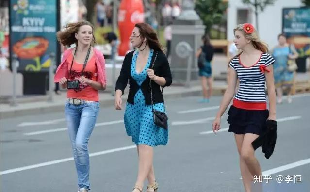 乌克兰:全球第一美女之都美女成群?no,应该是"美女成灾"!