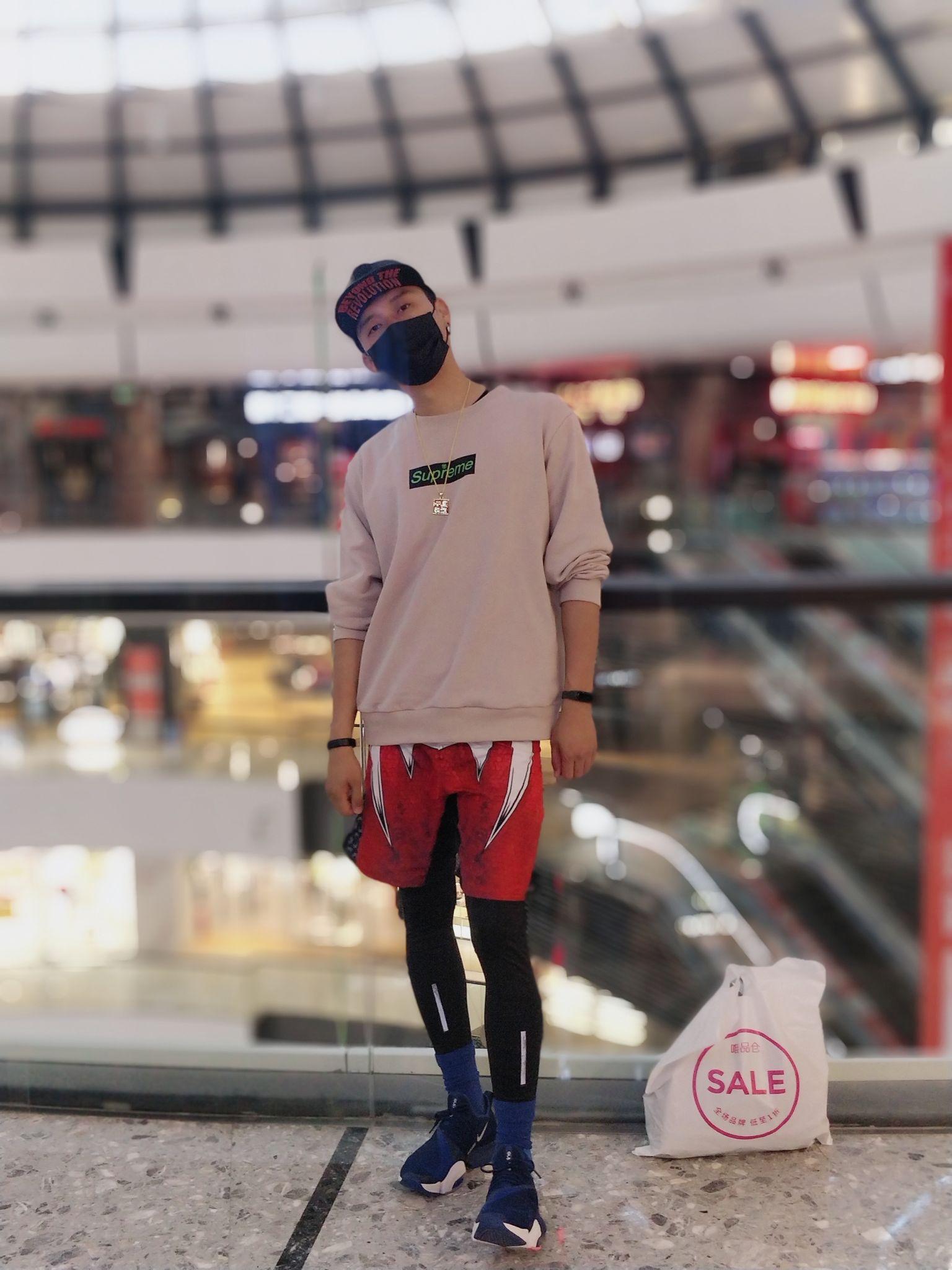 求问 男生185cm 120斤会不会太瘦了?