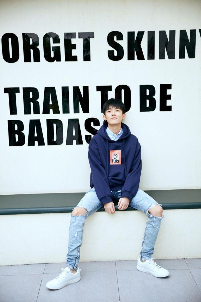 有谁来给我安利一波人不彪悍枉少年里面司徒二条的扮演者李明德