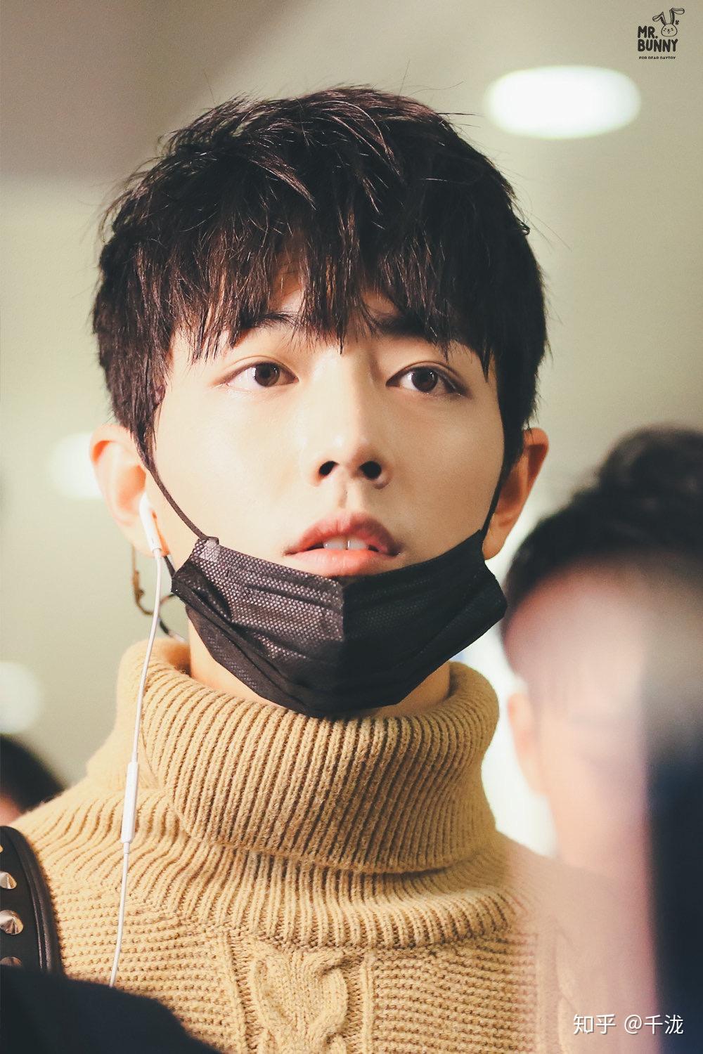 肖战有哪些出圈神图黑勿答