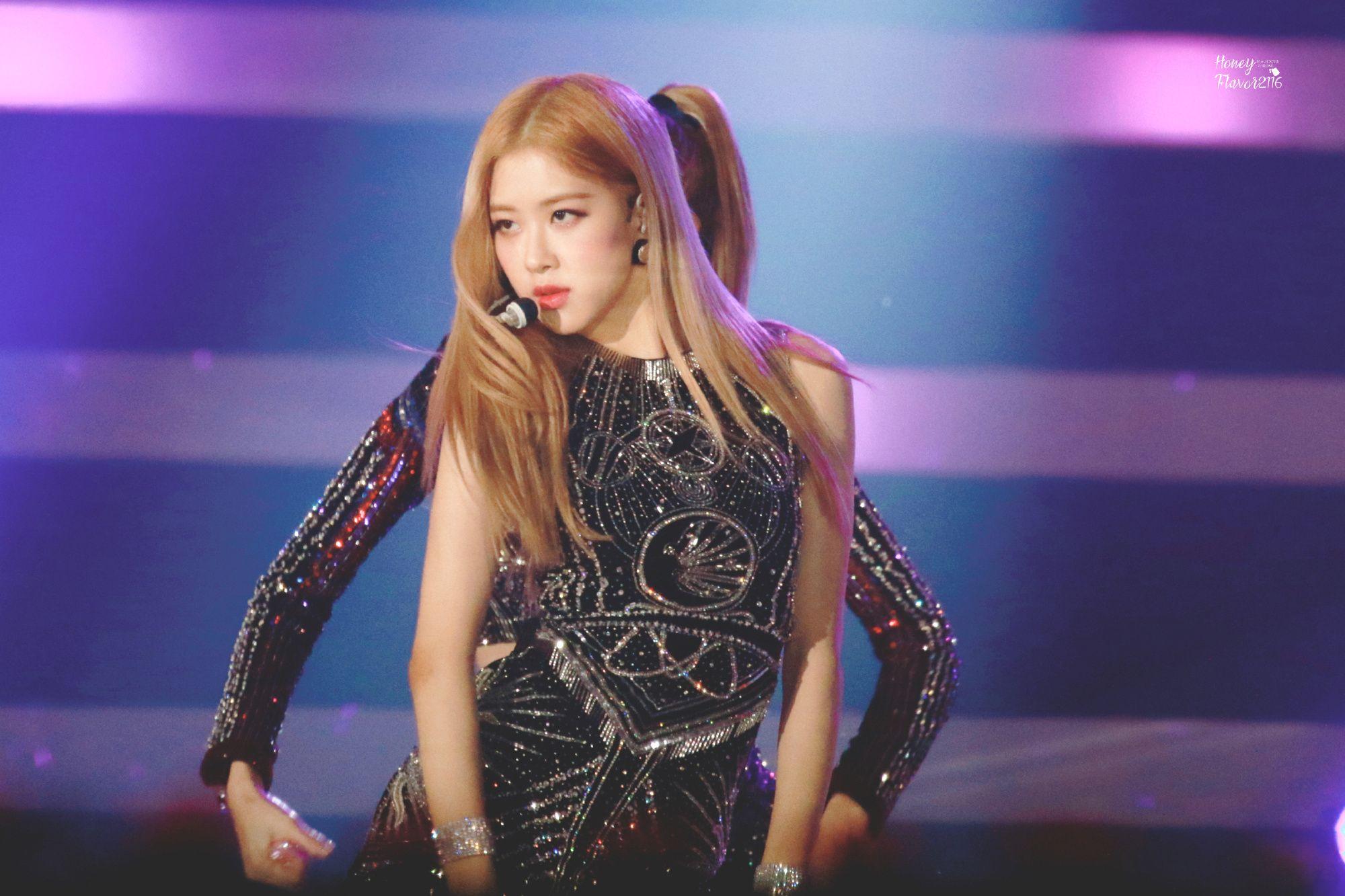 有没有blackpink的rose朴彩英无水印的美图? - 知乎