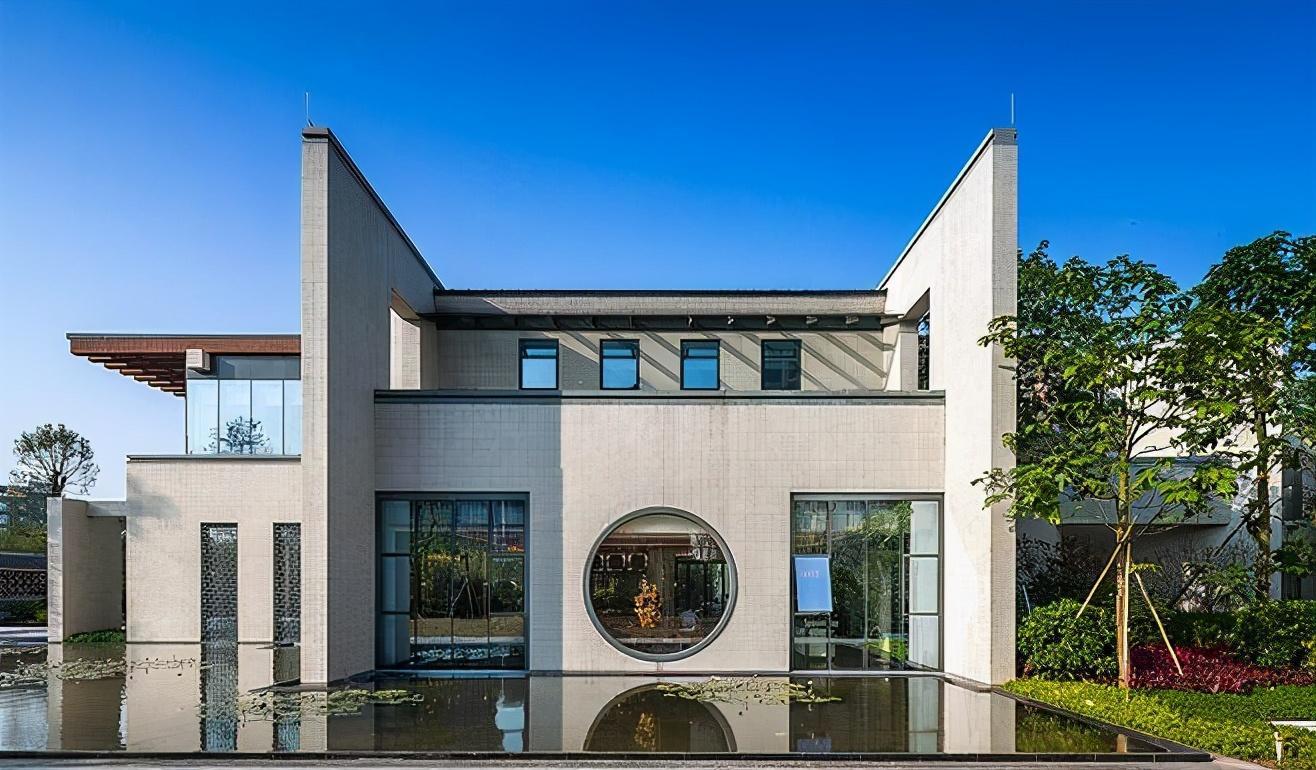 岭南公馆的建筑里无不散发着熟悉而雅致的岭南文化情怀,不拘泥于传统