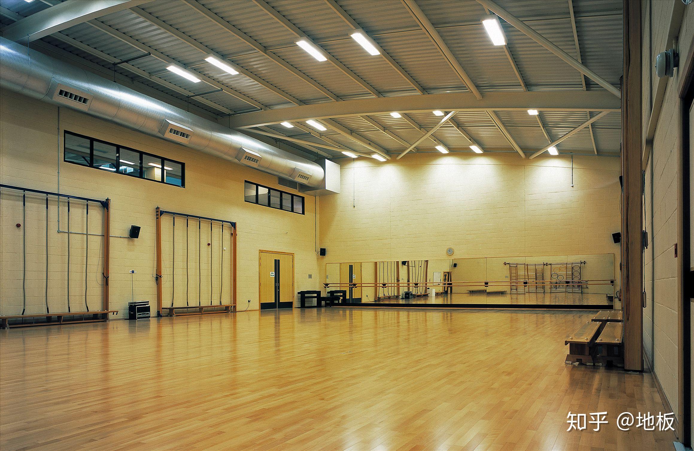 剧院舞台木地板需要满足哪些功能要求